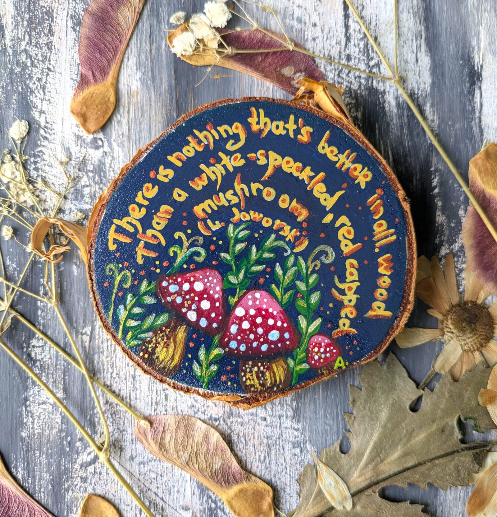 Mushroom and fern composition - Image 4