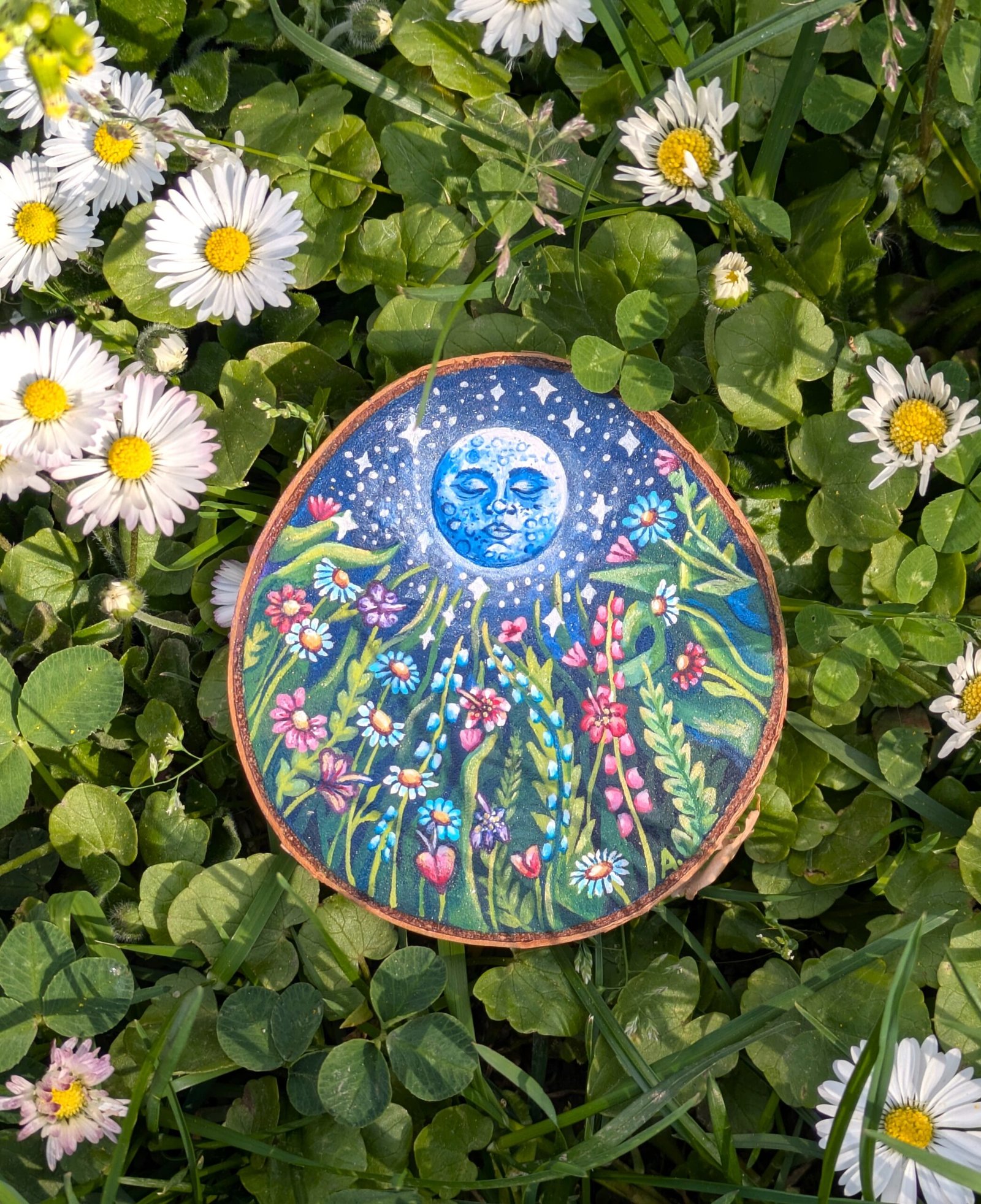 Flowers around midnight